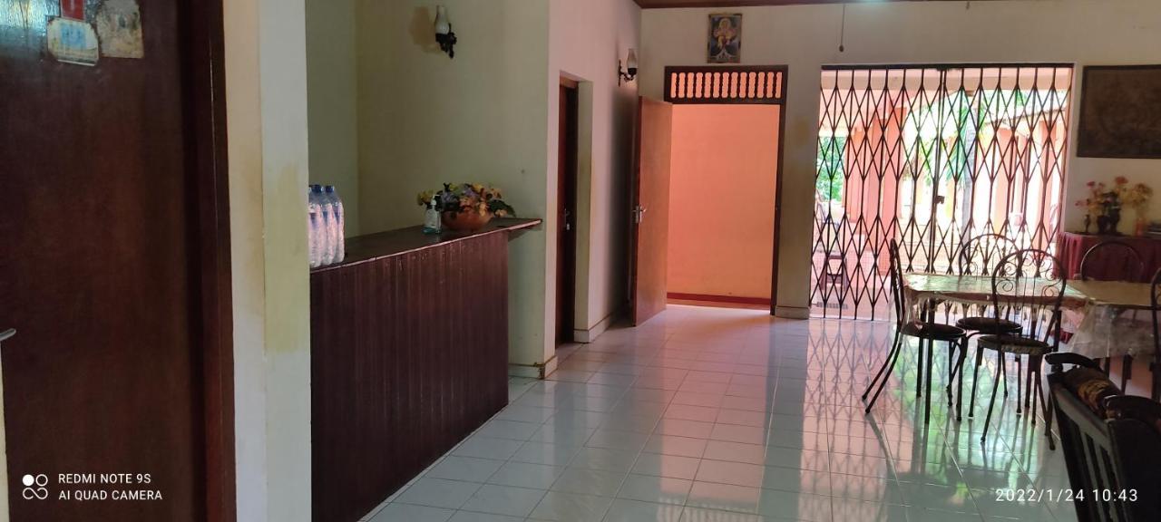 Isuruma Rest Kataragama Eksteriør billede